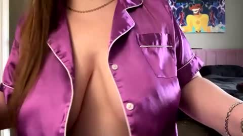 Snapshot of codieraye chatting on June 25, 2026, 2:43 pm TheGoddessCodie online show from June 25, 2026, 2:43 pm