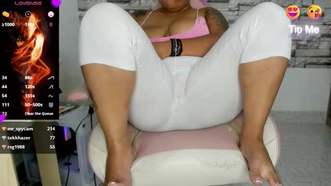 laurita online show from September 14, 2025, 3:49 am