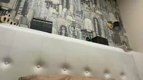 colambus83 online show from February 11, 2026, 7:19 pm