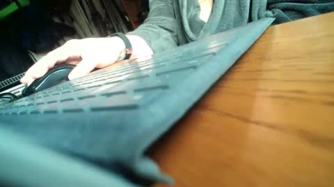 Snapshot of colchuck chatting on February 12, 2026, 3:51 pm colchuck online show from February 12, 2026, 3:51 pm