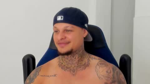 COLIN online show from February 7, 2025, 10:52 pm