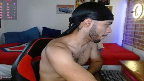 Snapshot of colinlatinbrown chatting on December 17, 2024, 5:47 pm IG  online show from December 17, 2024, 5:47 pm