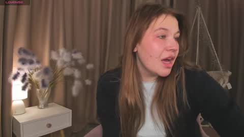 Collen Mon Tue Wed Thu Fri GMT 3 0300am - 0900am  online show from November 12, 2025, 9:21 am