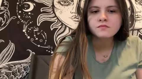 collegegirlxo69 online show from January 1, 2025, 10:24 pm