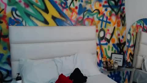 Snapshot of collins_aria chatting on January 19, 2026, 11:58 am valentina online show from January 19, 2026, 11:58 am