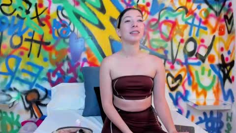 valentina online show from April 17, 2026, 12:19 pm