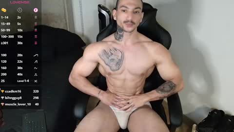 Snapshot of colombianmuscle8 chatting on February 19, 2025, 5:16 am colombianmuscle8 online show from February 19, 2025, 5:16 am