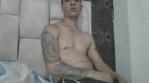 colombianotatto24 online show from May 20, 2026, 2:51 am