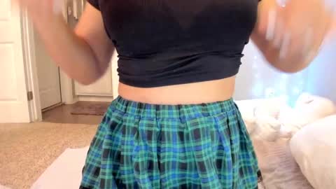 Snapshot of colombiantexas chatting on February 5, 2025, 6:24 am ........ Instagram Lorysexys online show from February 5, 2025, 6:24 am