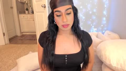 Snapshot of colombiantexas chatting on October 20, 2025, 4:46 am ........ Instagram Lorysexys online show from October 20, 2025, 4:46 am