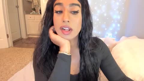 Snapshot of colombiantexas chatting on November 24, 2025, 5:51 am ........ Instagram Lorysexys online show from November 24, 2025, 5:51 am