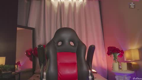 colstorw_ online show from February 13, 2026, 10:11 am