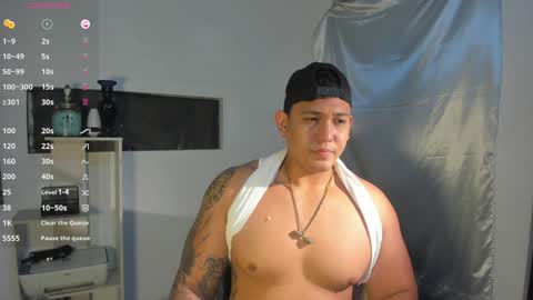 Snapshot of coltonmassif_ chatting on December 21, 2024, 6:41 am coltonmassif_ online show from December 21, 2024, 6:41 am