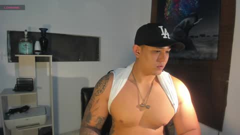 Snapshot of coltonmassif_ chatting on December 29, 2024, 3:00 am coltonmassif_ online show from December 29, 2024, 3:00 am