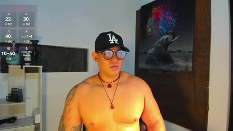 Snapshot of coltonmassif_ chatting on January 4, 2025, 8:17 am coltonmassif_ online show from January 4, 2025, 8:17 am