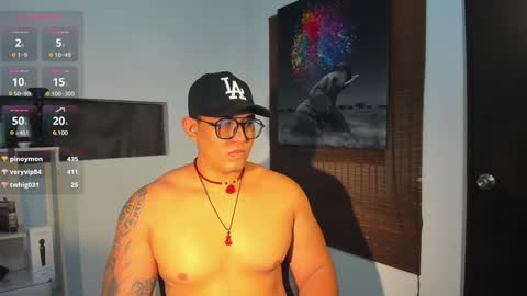 Snapshot of coltonmassif_ chatting on January 5, 2025, 9:48 am coltonmassif_ online show from January 5, 2025, 9:48 am