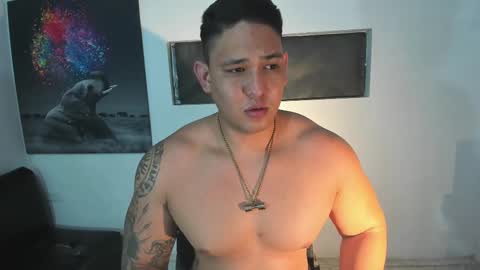 Snapshot of coltonmassif_ chatting on February 11, 2025, 12:28 am coltonmassif_ online show from February 11, 2025, 12:28 am