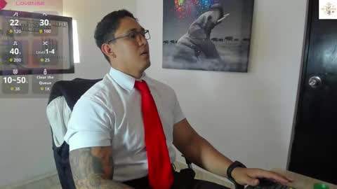 Snapshot of coltonmassif_ chatting on October 21, 2025, 7:14 pm coltonmassif_ online show from October 21, 2025, 7:14 pm