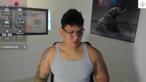 Snapshot of coltonmassif_ chatting on October 24, 2025, 8:27 pm coltonmassif_ online show from October 24, 2025, 8:27 pm