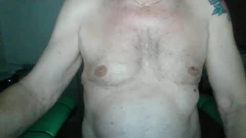 Snapshot of comeonmymouth chatting on February 16, 2025, 3:47 am comeonmymouth online show from February 16, 2025, 3:47 am