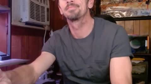 Nelson or ComicKing and sometime Peachy143 online show from February 15, 2026, 3:25 am