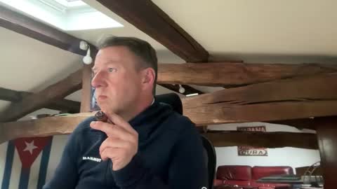 Snapshot of compay69 chatting on January 10, 2026, 2:41 pm compay69 online show from January 10, 2026, 2:41 pm