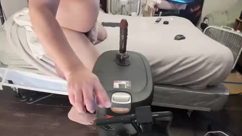 completomuscular online show from December 31, 2024, 10:12 pm