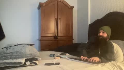 Snapshot of concentralized chatting on February 12, 2025, 7:34 am Matt online show from February 12, 2025, 7:34 am