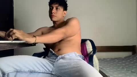 ELCONDE online show from June 17, 2026, 9:23 am