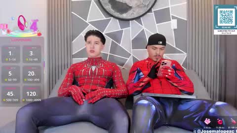 Snapshot of confi17_latin chatting on October 22, 2025, 12:33 am Damian and Daniel online show from October 22, 2025, 12:33 am