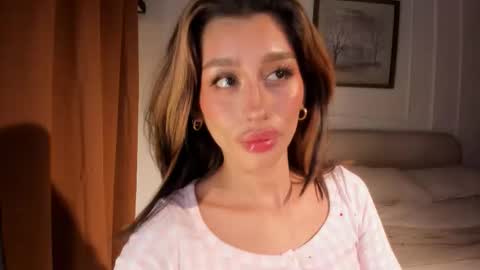 Snapshot of connie_deep chatting on March 11, 2026, 9:37 am connie online show from March 11, 2026, 9:37 am