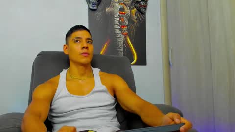 Snapshot of connorkingg chatting on February 9, 2025, 10:32 pm CONNORKING online show from February 9, 2025, 10:32 pm