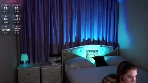 Hello im Sofia Welcme to my room .More hugs and kiss for you online show from September 9, 2025, 8:19 pm
