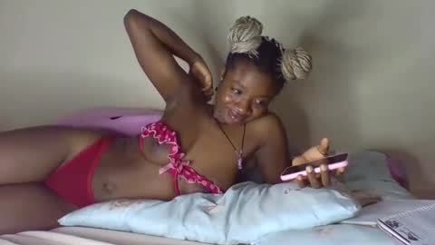 cookie jar online show from January 31, 2025, 3:22 pm