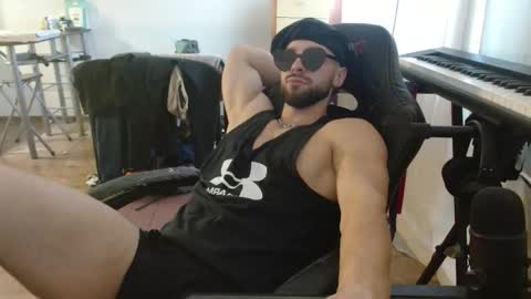 Stachu Jones online show from November 18, 2025, 8:08 am