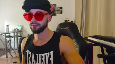 Stachu Jones online show from November 23, 2025, 4:40 pm