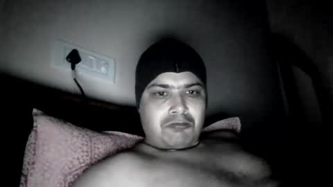 Cool Breeze09 online show from February 8, 2025, 6:55 pm