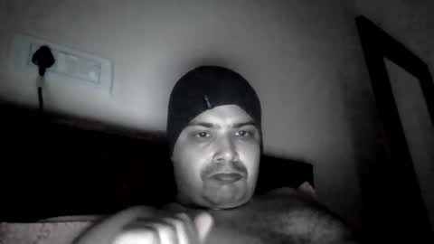 Cool Breeze09 online show from February 28, 2025, 2:42 am