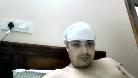 Cool Breeze09 online show from June 8, 2026, 10:48 am