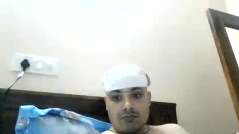 Snapshot of cool_breeze09 chatting on June 17, 2026, 11:12 am Cool Breeze09 online show from June 17, 2026, 11:12 am