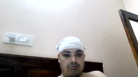 Snapshot of cool_breeze09 chatting on June 18, 2026, 6:46 am Cool Breeze09 online show from June 18, 2026, 6:46 am