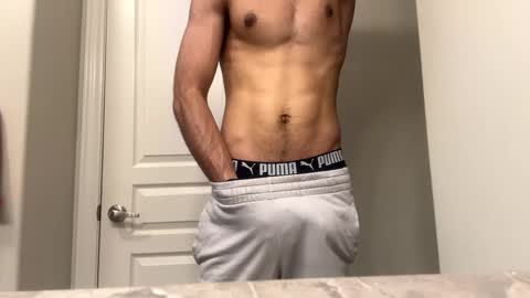 coolboy75289 online show from February 1, 2025, 9:40 pm