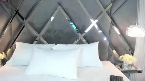 Coral online show from October 17, 2025, 4:26 am