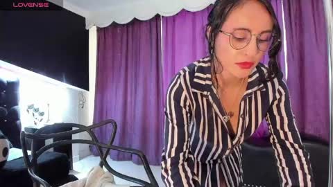 Coral  online show from April 15, 2026, 7:58 pm