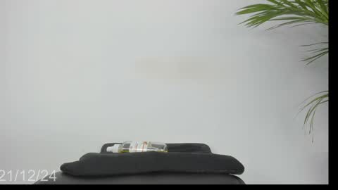 Snapshot of coral_princex chatting on December 22, 2024, 3:11 am Coral princex online show from December 22, 2024, 3:11 am