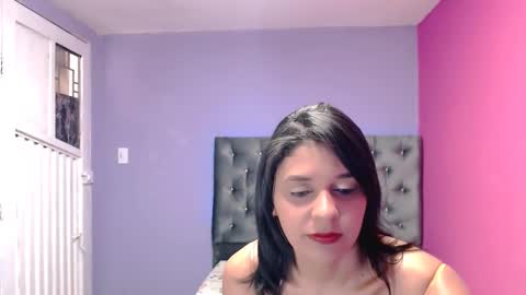 Coral online show from November 11, 2025, 3:23 pm