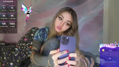 Snapshot of coralie20 chatting on January 18, 2025, 11:00 am coralie20 online show from January 18, 2025, 11:00 am