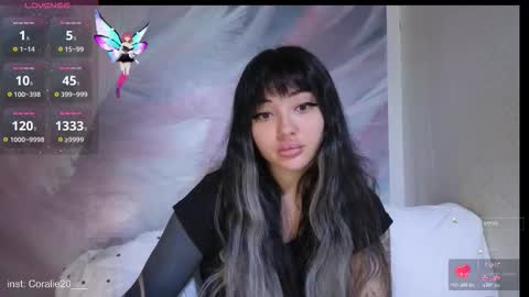 Snapshot of coralie20 chatting on November 25, 2025, 9:53 am coralie20 online show from November 25, 2025, 9:53 am