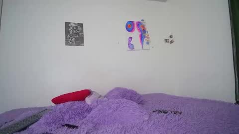 coraline_777 online show from May 26, 2026, 5:03 am