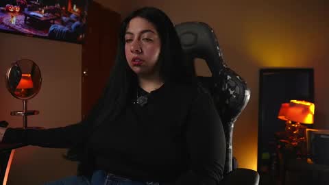 Snapshot of coraline_latin chatting on September 24, 2025, 11:52 pm Coraline online show from September 24, 2025, 11:52 pm